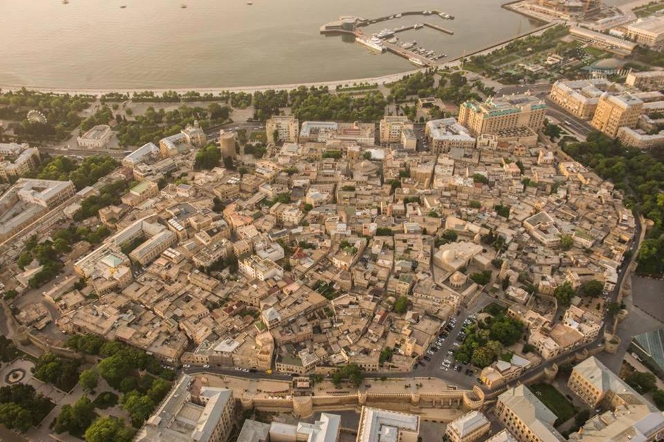 شقق نيفتيانيكوف أفينيو باكو المظهر الخارجي الصورة